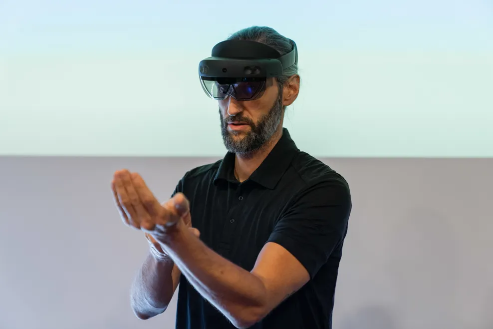 Mixed Reality for Wienerberger: how an innovative application makes working on machines more efficient​